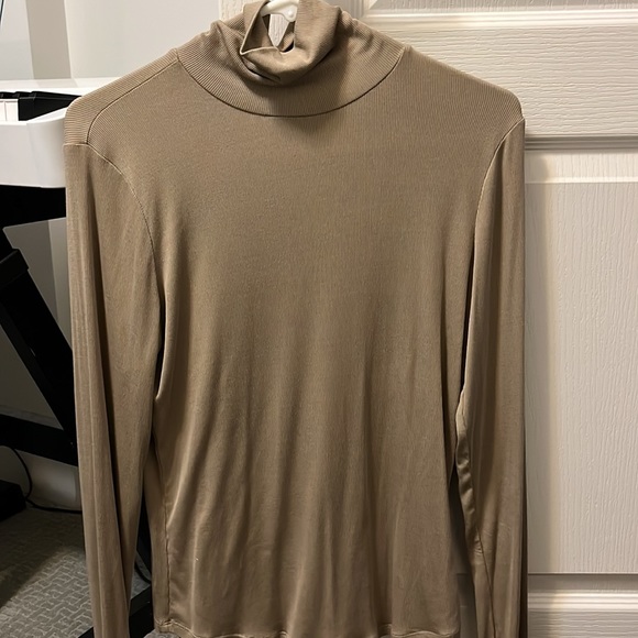 LAST CHANCE Sunday Best freshman turtleneck - Picture 3 of 4